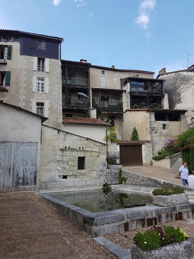 Aubaterra Villa Aubeterre-sur-Dronne Exterior foto